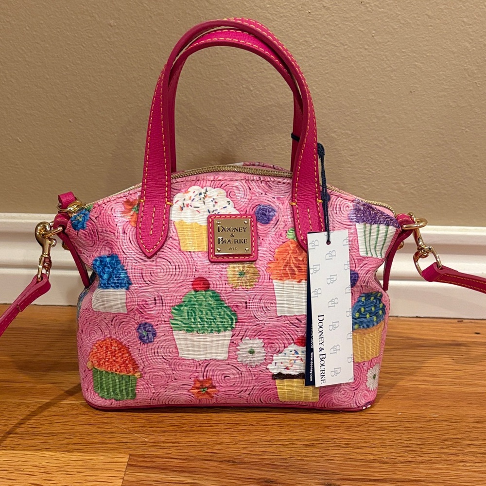 New With Tags Dooney & Bourke Pink Cupcake Satchel